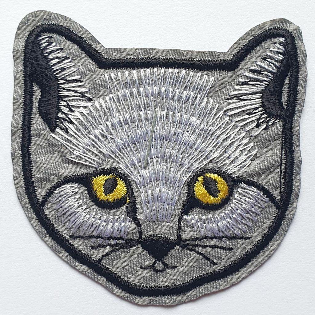 Bügelbild Applikation Reflektor Katzengesicht grau