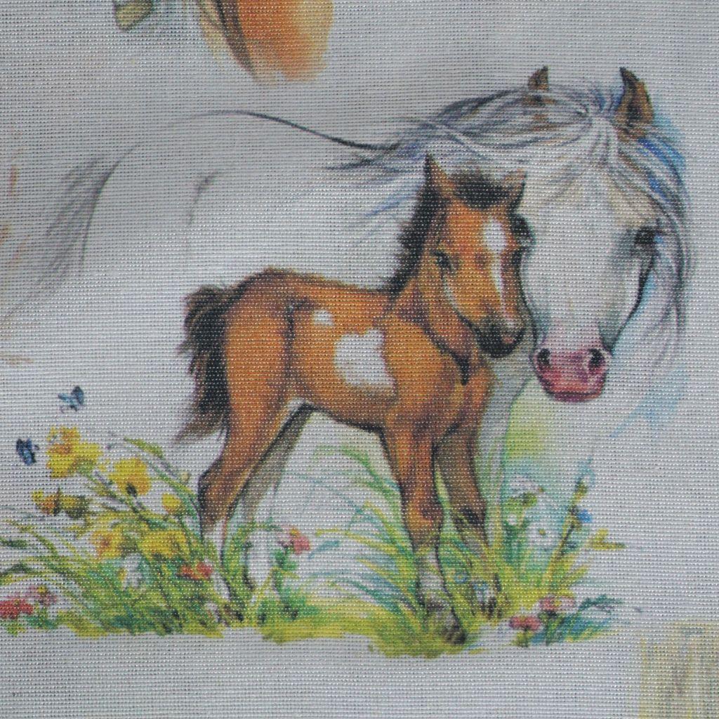 Dekostoff Mischgewebe Pferd und Fohlen
