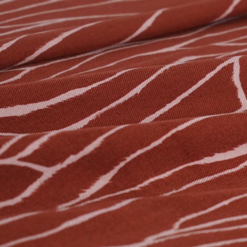 Viskose Twill Druck abstrakte Blätter rostrot
