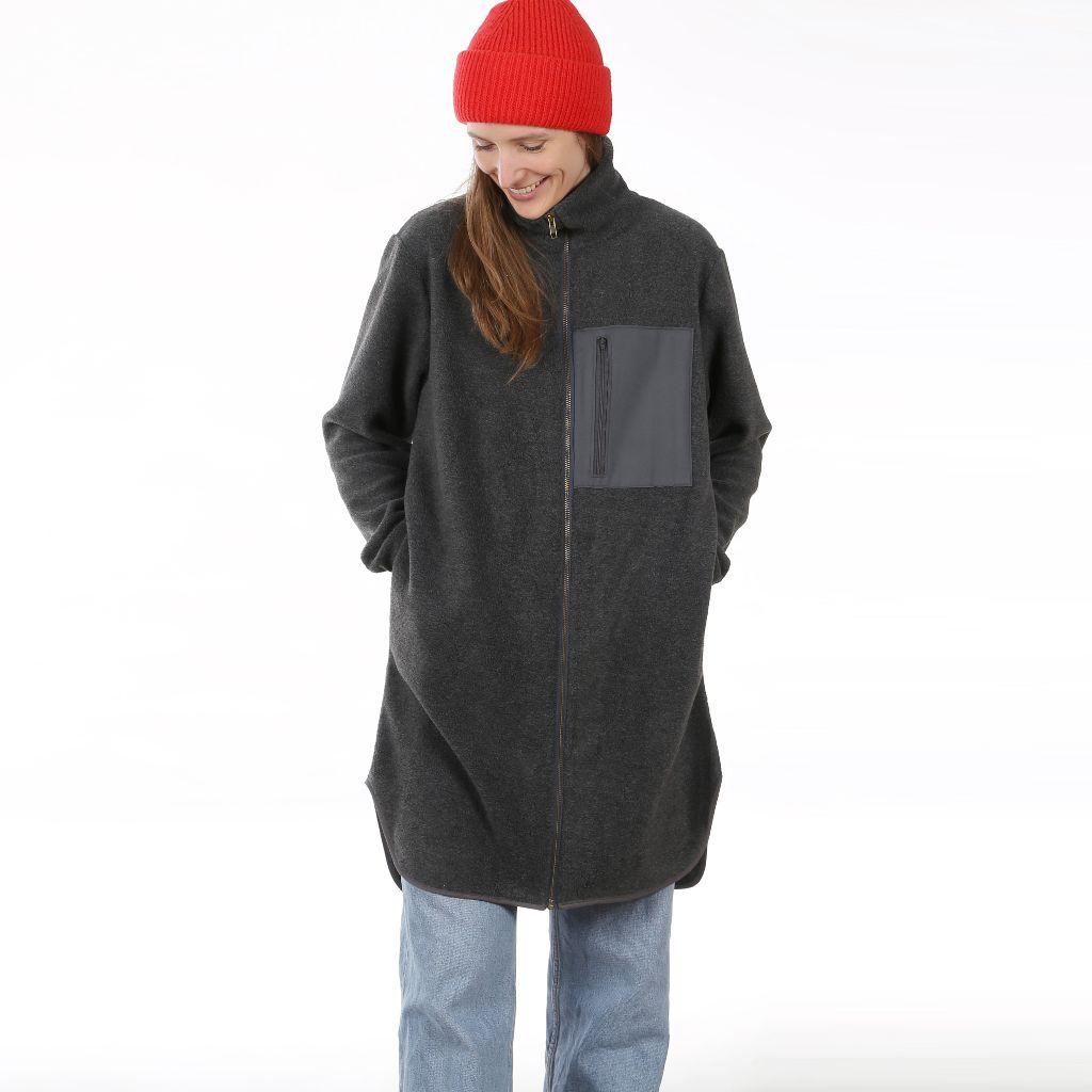 Papierschnittmuster Fleecemantel  Frau Moa XS-XXL