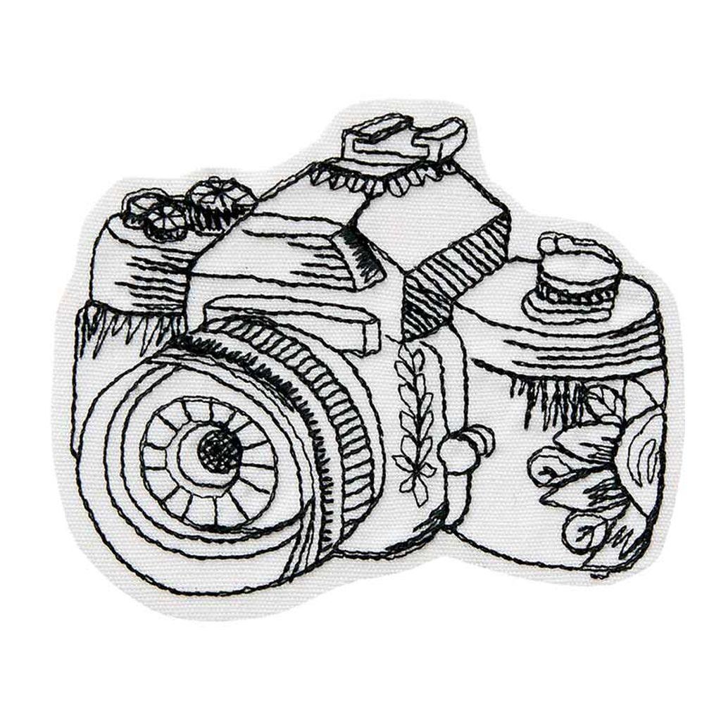 Bügelbild Applikation Kamera Tattoo-Art schwarz weiß