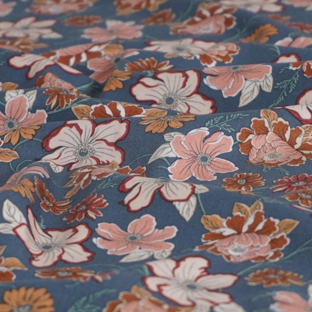 Viskose Stretch Druck Blüten beige rost auf rauchblau