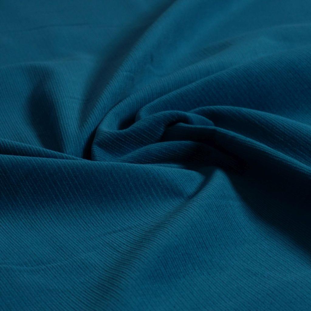 Feincord aus Baumwolle petrol