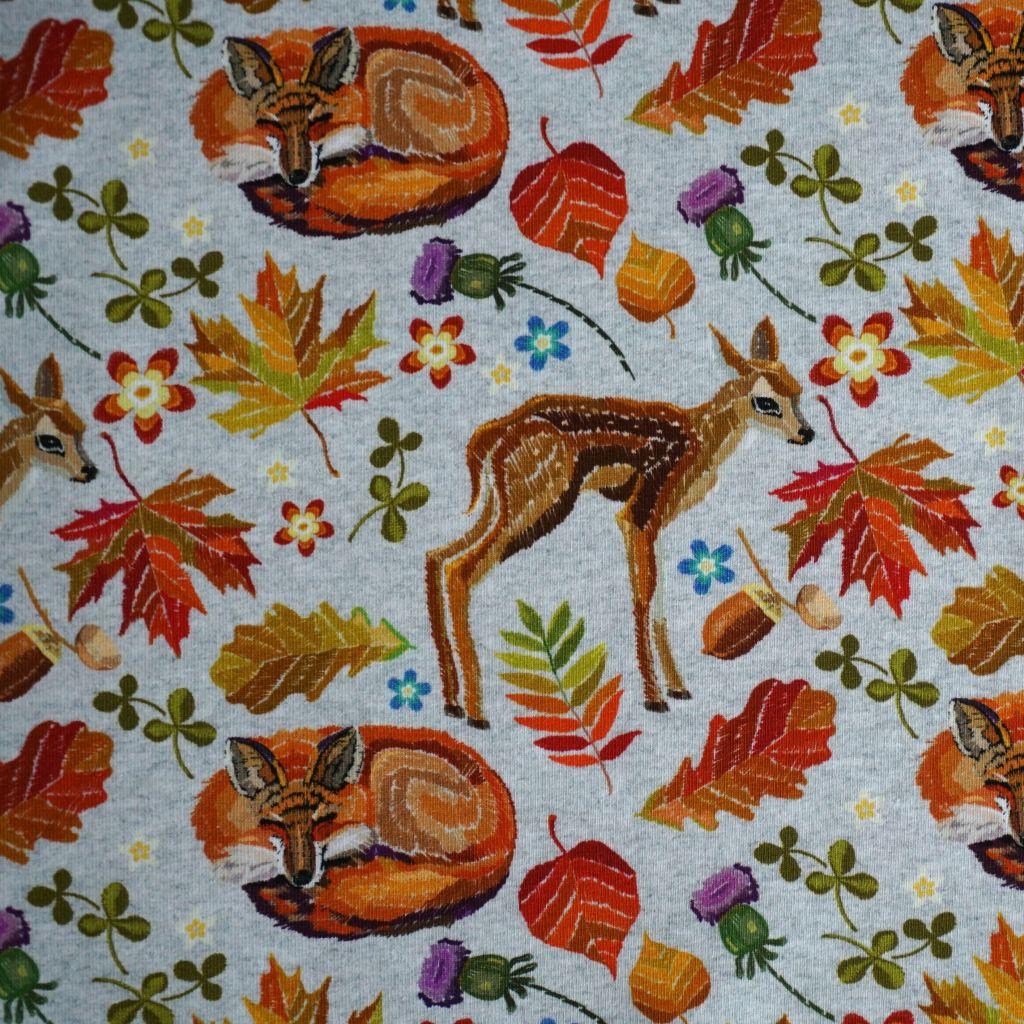 French Terry Herbstwald Stickstyle hellgrau orange braun – F