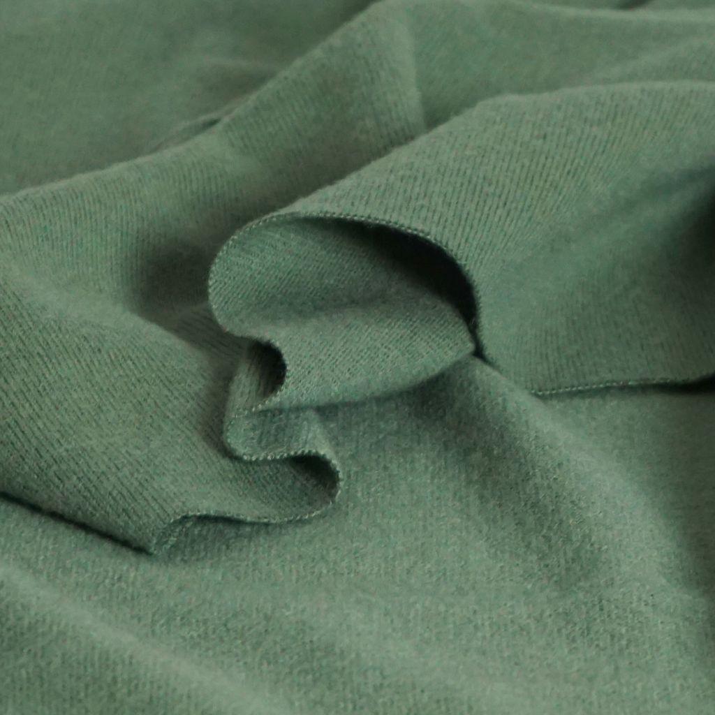 Merinostrick aus Italien Schurwolle salbeigrün